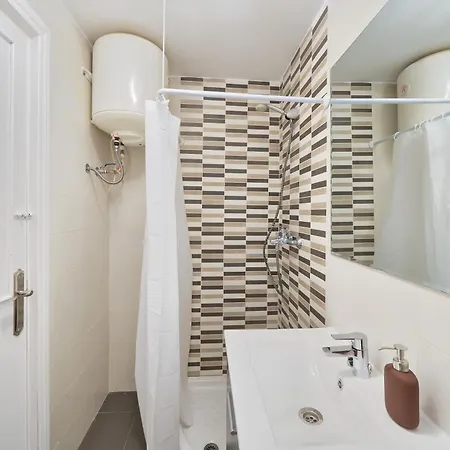 Daire Estepona Beach Apartment *